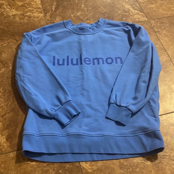 Lululemon oversized crew *graphic Blue Nile. Size 10 - Picture 3 of 8